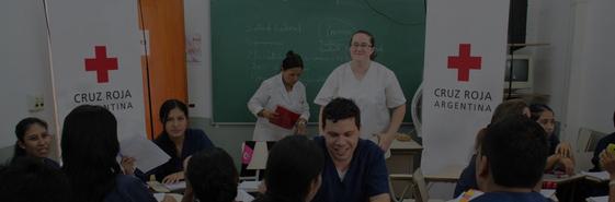 Estudiantes de enfermeria de Cruz Roja Argentina